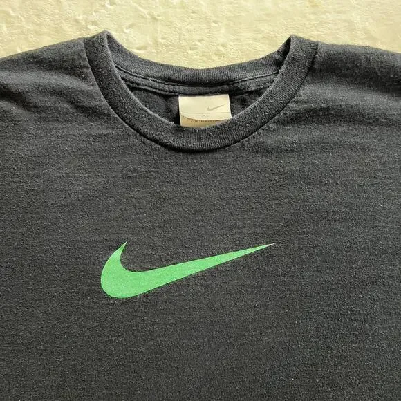 Nike Vintage Center Logo Green/Black T-shirt Size XL Gray Tag 2000's Y2K - Picture 7 of 8